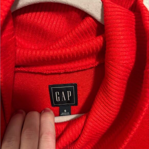 Gap Classic Red Comfy Cowl Neck Lightweight Sweater Small - Picture 4 of 10